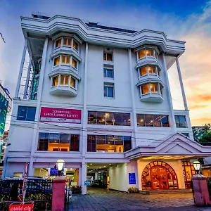 Abad Plaza Hotel Kochi