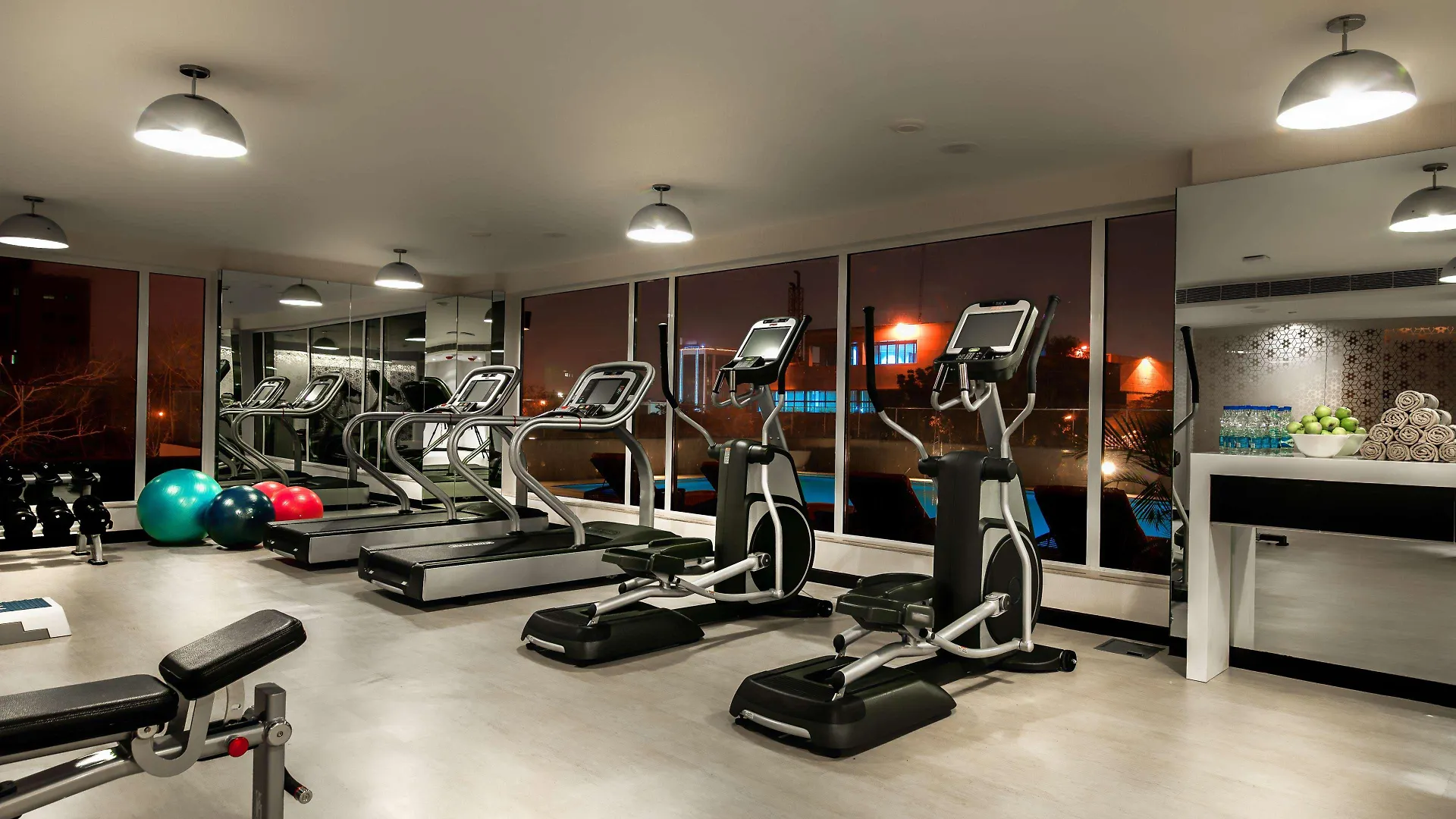 Hyatt Place Gurgaon Udyog Vihar 5*,  India